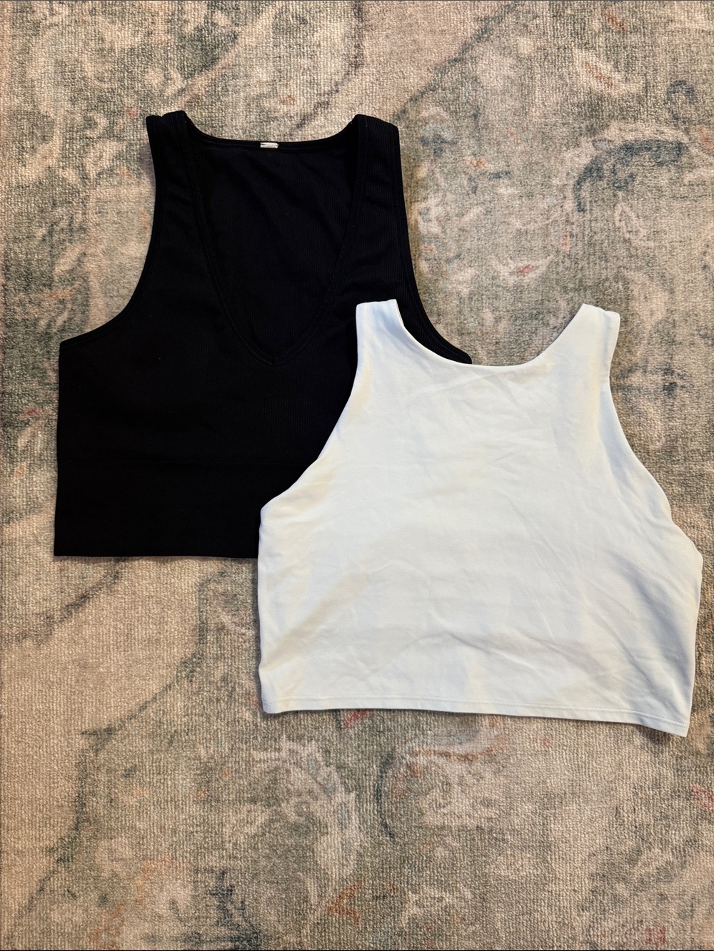 ATHLETA BUNDLE OF 2 - Cropped Tank Tops - M